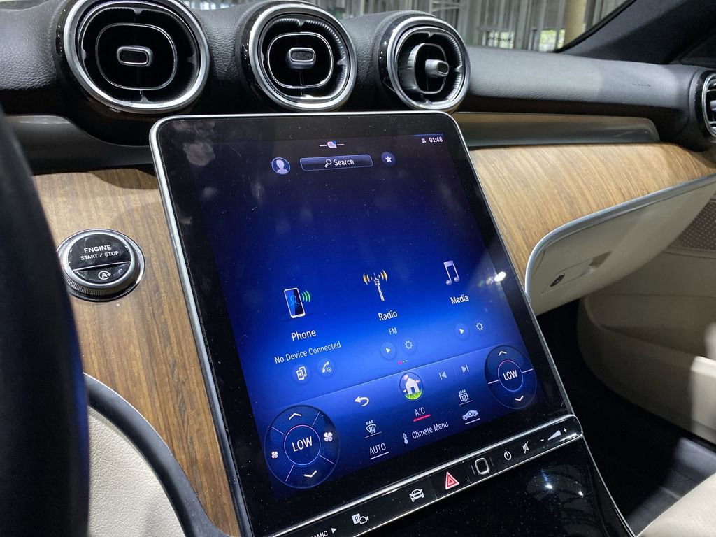 Used 2022 Mercedes-Benz C 300 Sedan image 7