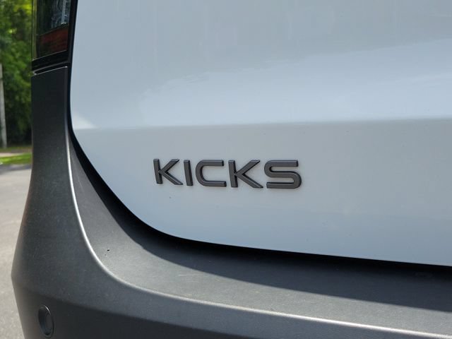 Certified 2025 Nissan Kicks S FWD image 8