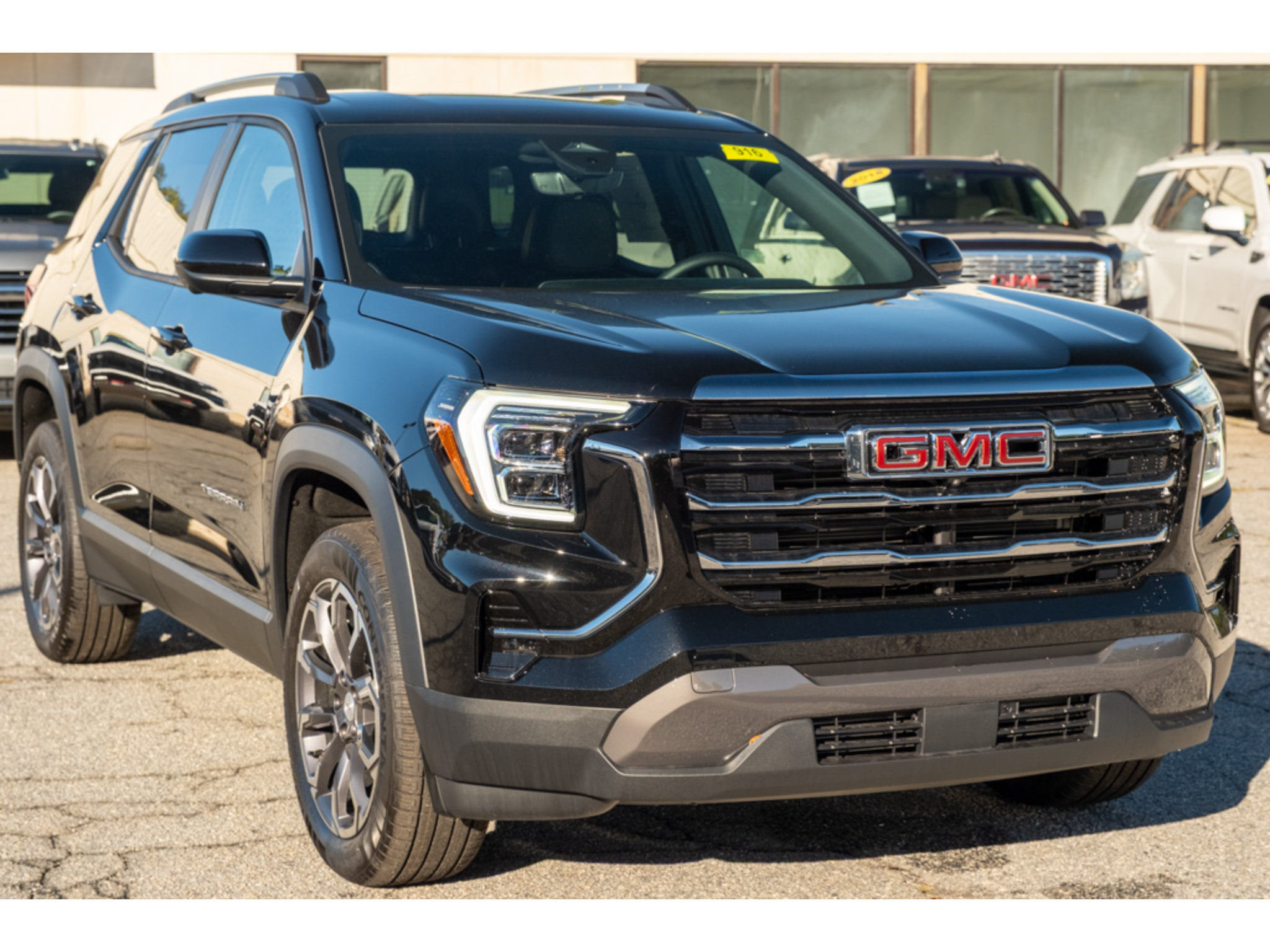 New 2027 GMC Terrain Elevation w/ Elevation Premium Package FWD image 32