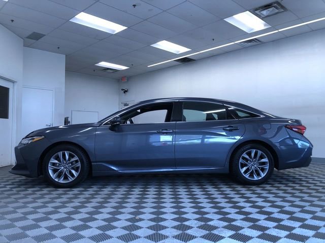 Used 2020 Toyota Avalon XLE FWD image 12