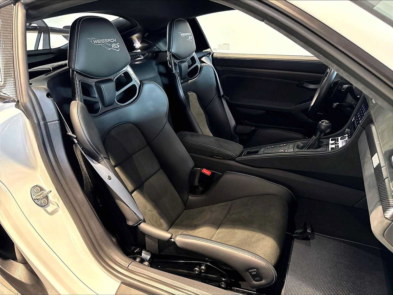 Used 2023 Porsche 718 Cayman GT4 RS RWD image 23