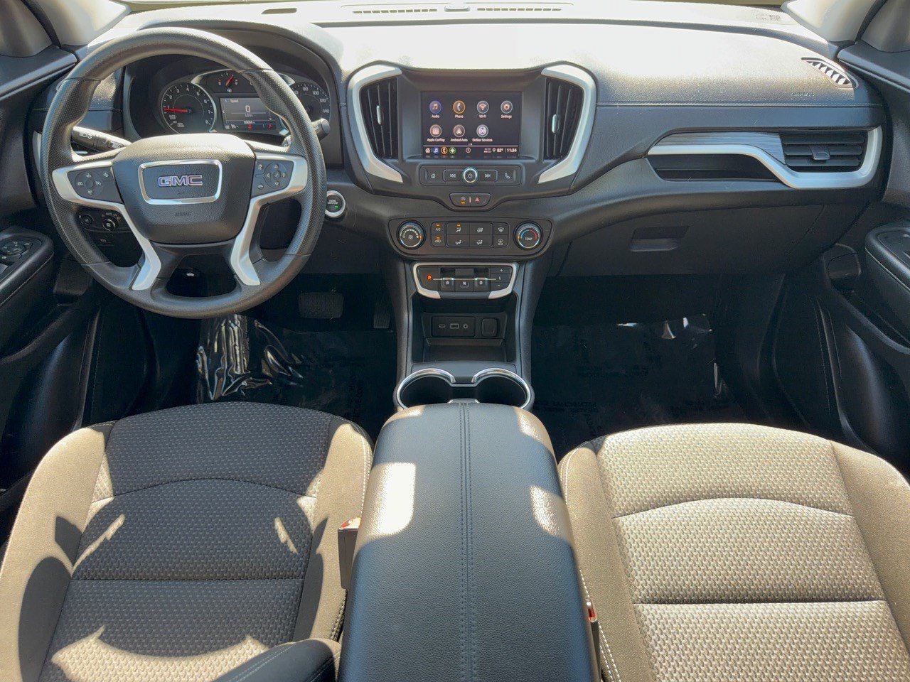 Used 2024 GMC Terrain SLE FWD image 17