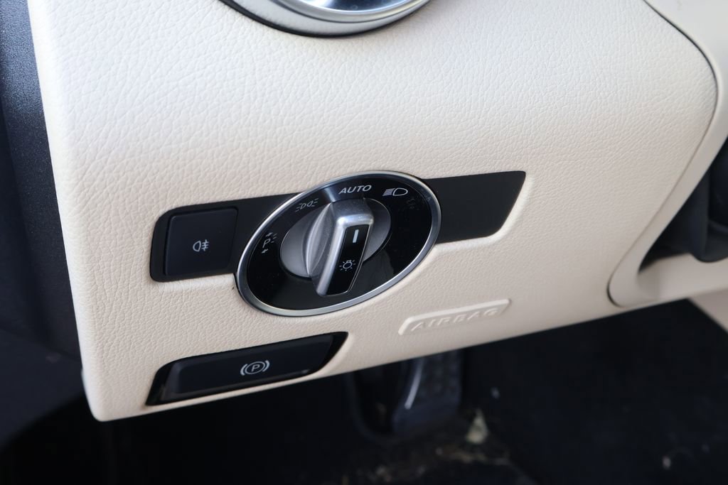 Used 2019 Mercedes-Benz SLC 300 image 15