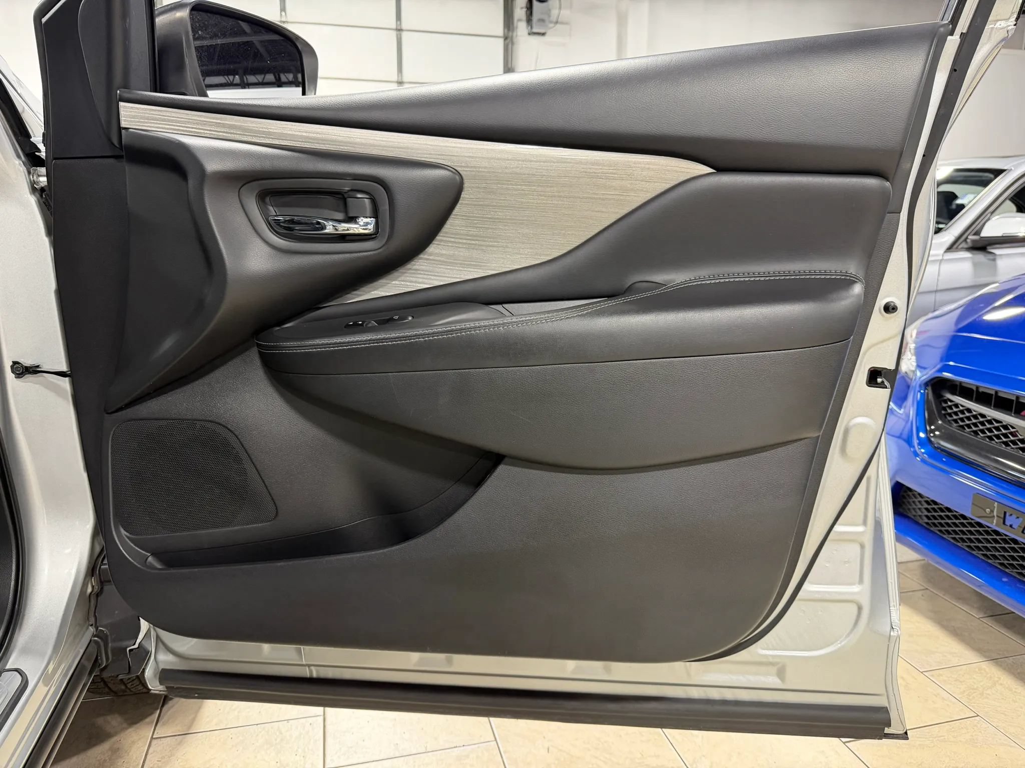 Used 2017 Nissan Murano S w/ Navigation Package AWD/4WD image 28