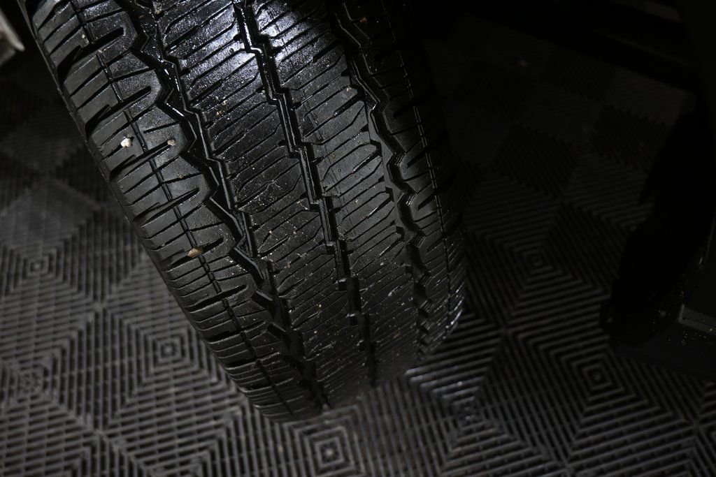 Used 2024 Ford Transit 250 Low Roof w/ Exterior Upgrade Package image 14