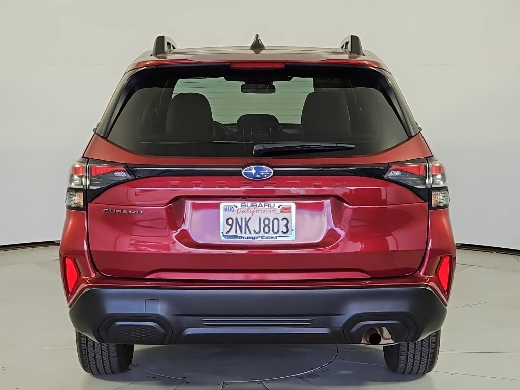 Used 2025 Subaru Forester Premium AWD/4WD image 8