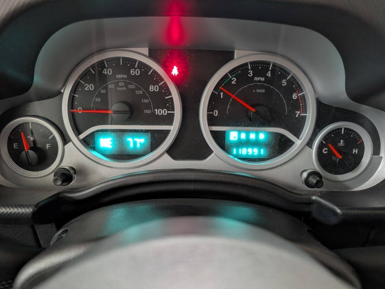 Used 2009 Jeep Wrangler Sahara w/ Dual Top Group AWD/4WD image 9