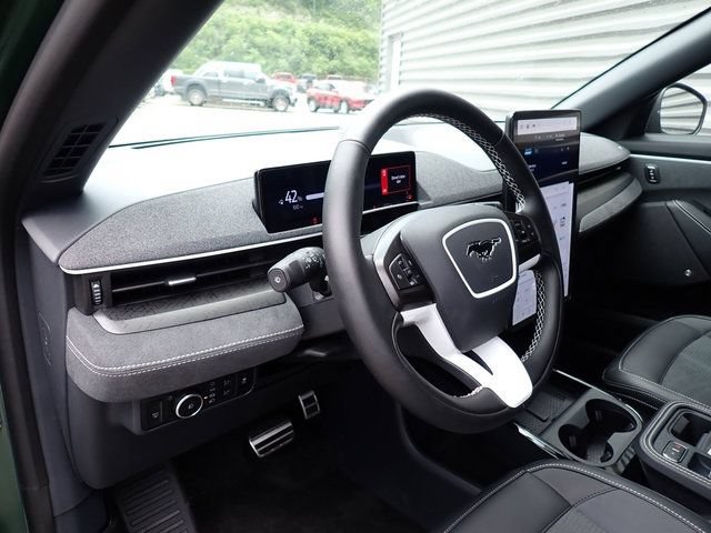 Used 2025 Ford Mustang Mach-E GT AWD/4WD image 15