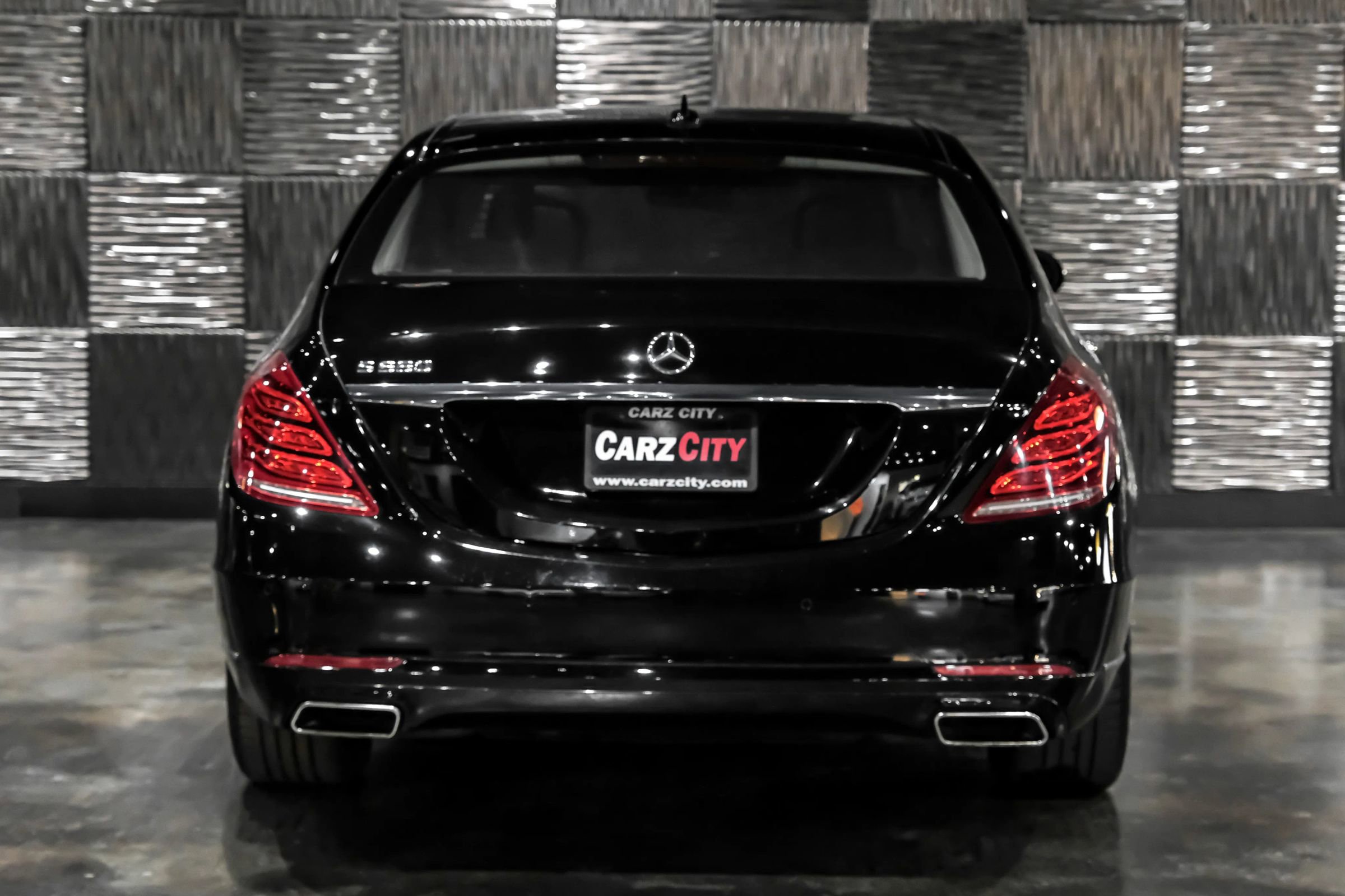 Used 2015 Mercedes-Benz S 550 Sedan image 11
