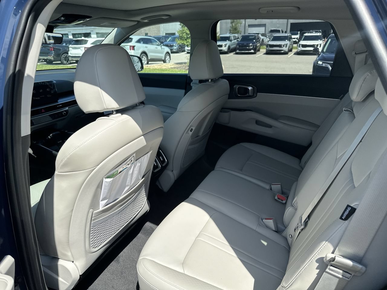 New 2026 Kia Sorento S w/ S Panoramic Sunroof Package FWD image 15