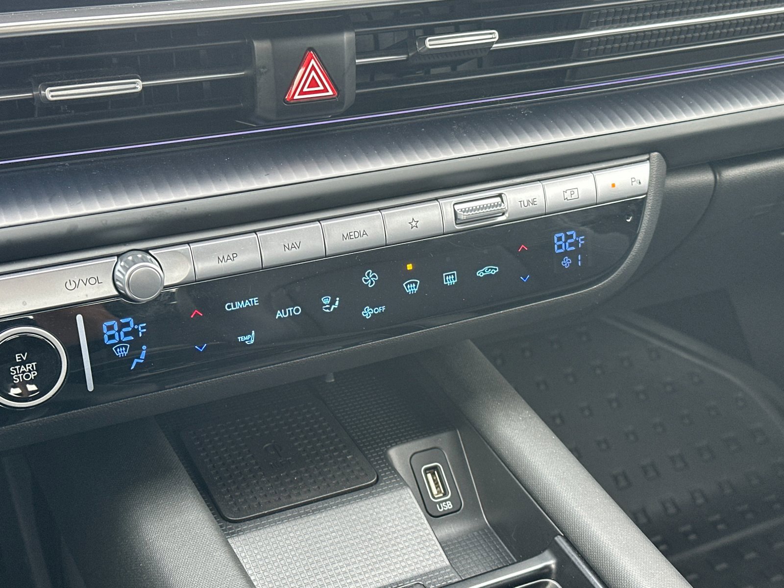 Used 2023 Hyundai Ioniq 6 SEL image 21