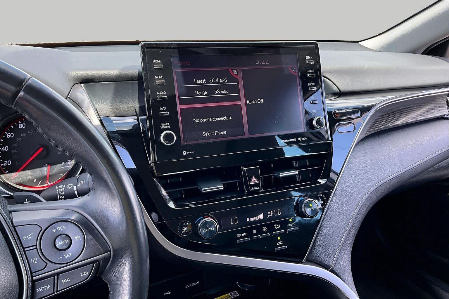 Used 2023 Toyota Camry XSE FWD image 7