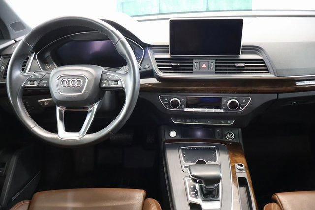 Used 2019 Audi Q5 2.0T Premium Plus w/ Premium Plus Package AWD/4WD image 14