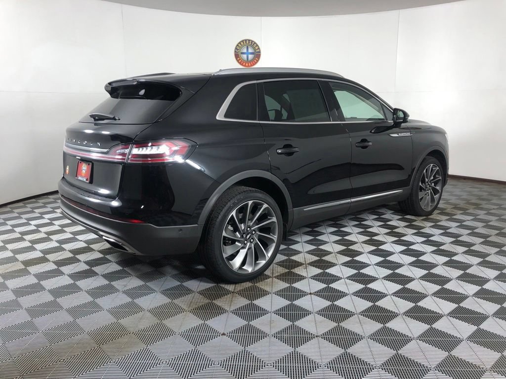 Used 2022 Lincoln Nautilus Reserve w/ Equipment Group 201A AWD/4WD image 17