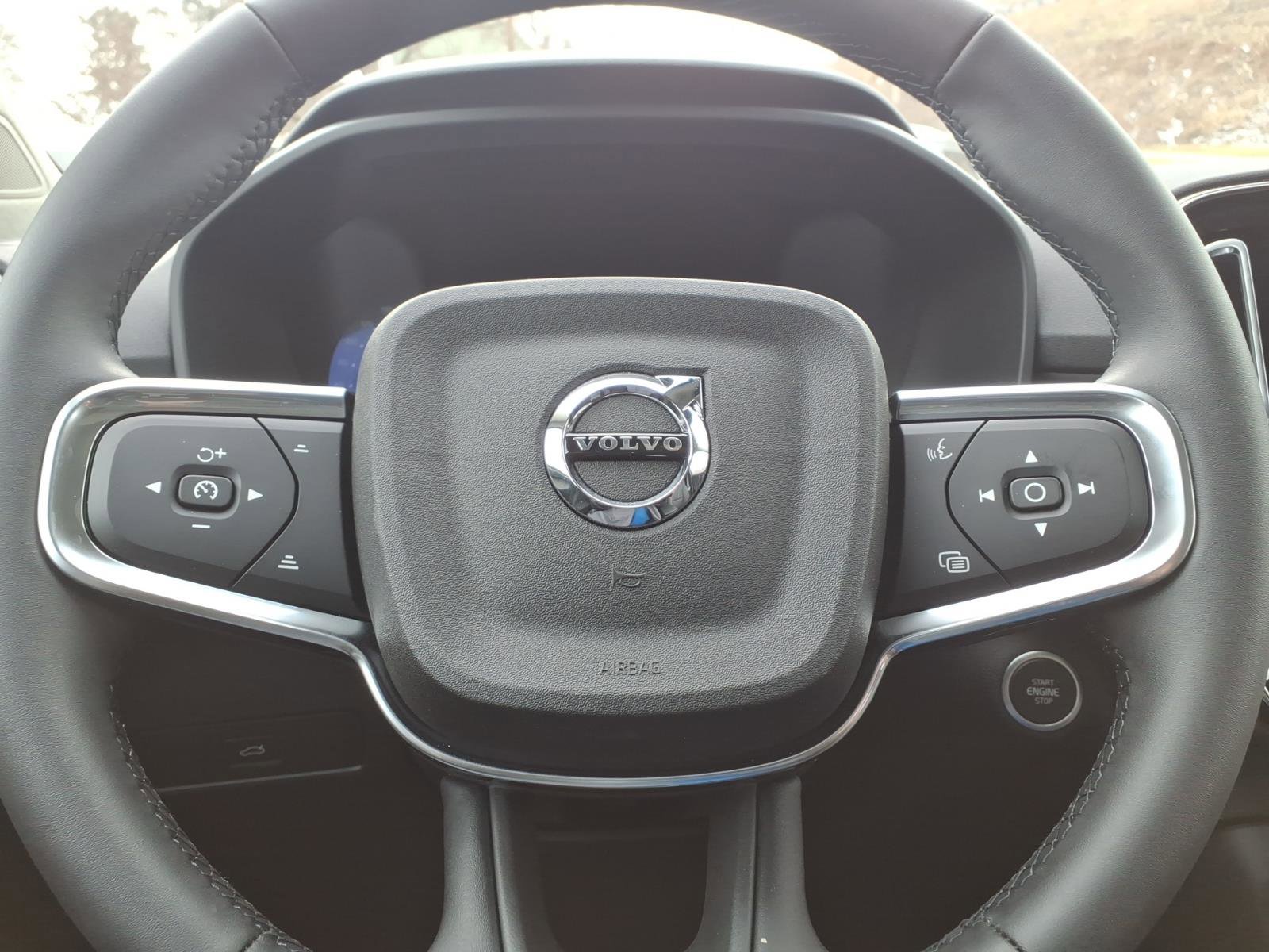 New 2026 Volvo XC40 B5 Core w/ Protection Package Premier AWD/4WD image 10