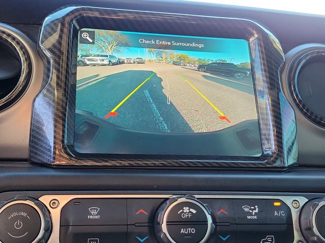 Used 2021 Jeep Gladiator Willys image 31