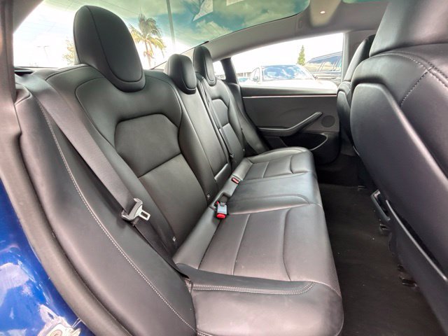 Used 2024 Tesla Model 3 Standard Range RWD image 9