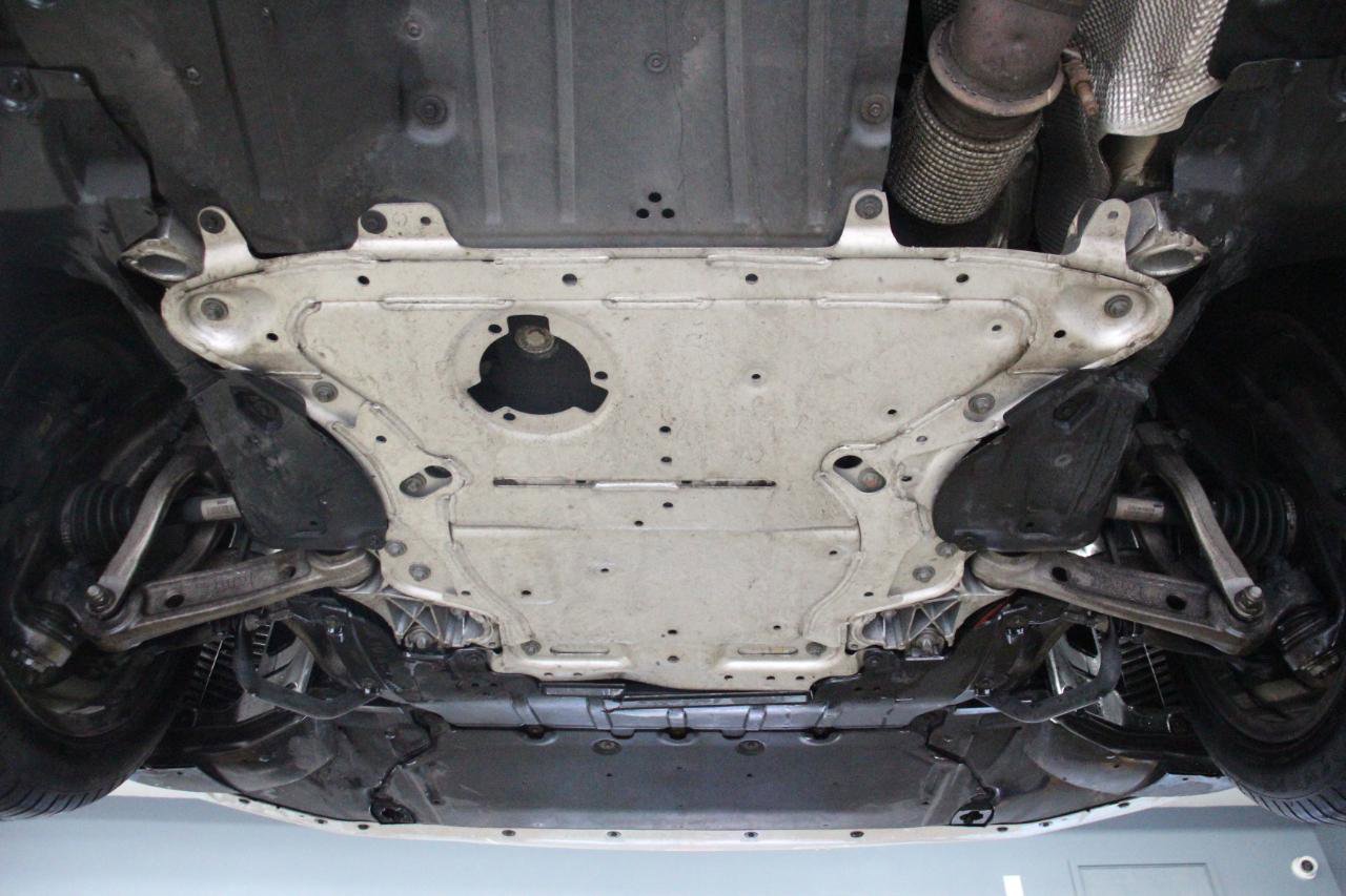 Used 2018 BMW 530e xDrive image 99