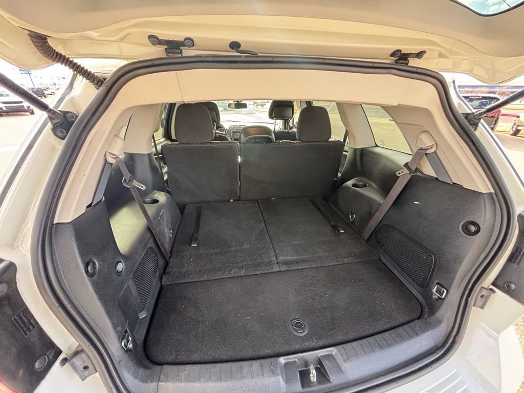Used 2019 Dodge Journey SE image 7