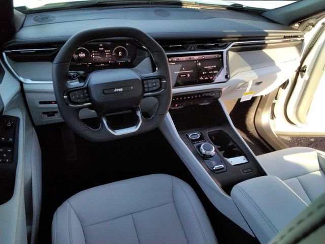 New 2026 Jeep Cherokee Limited image 32