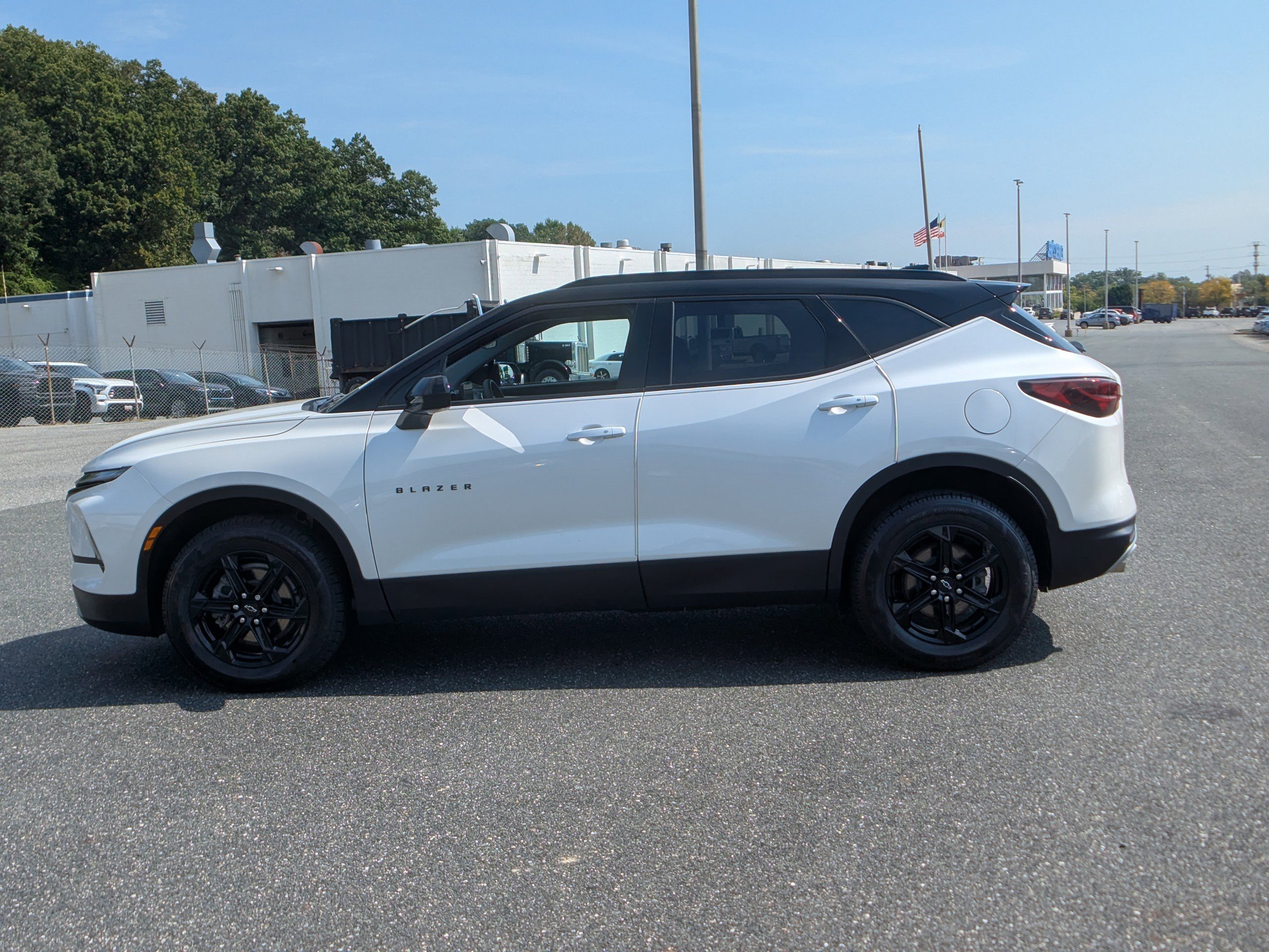Used 2023 Chevrolet Blazer LT w/ Midnight/Sport Edition AWD/4WD image 5