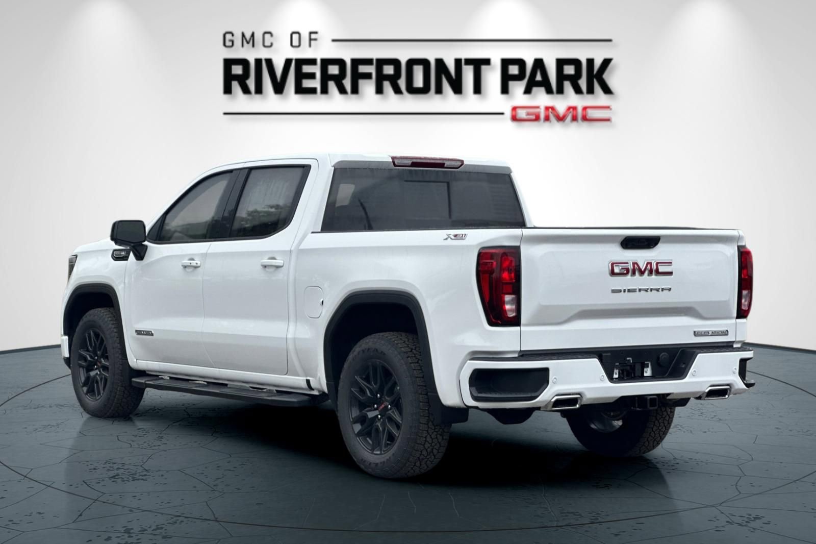 New 2026 GMC Sierra 1500 Elevation w/ Elevation Premium Package AWD/4WD image 5