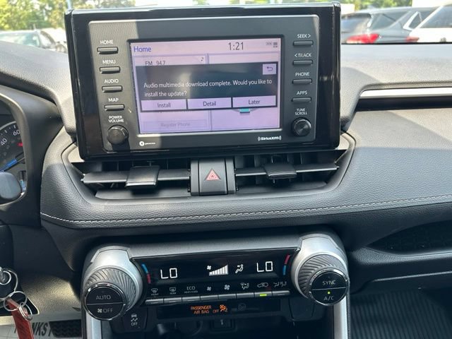 Used 2022 Toyota RAV4 LE AWD/4WD image 24