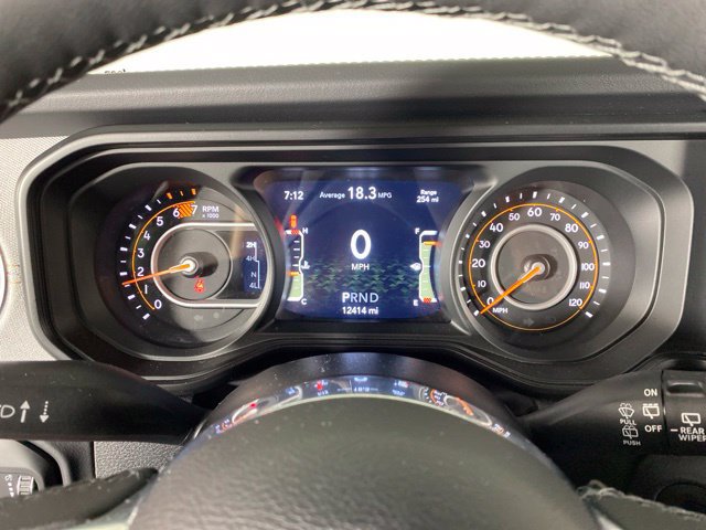 Used 2026 Jeep Wrangler Unlimited Sahara AWD/4WD image 23