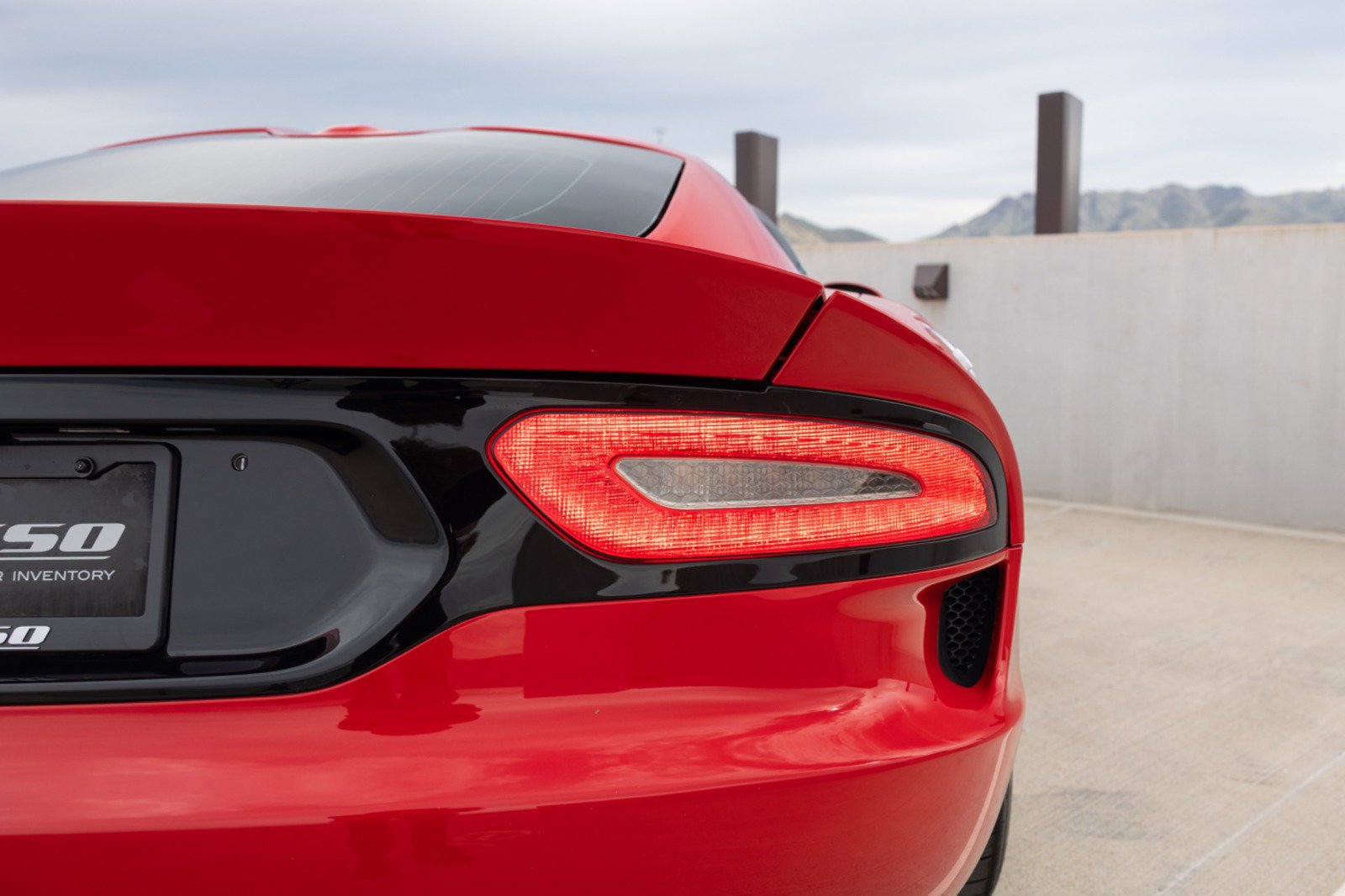 Used 2013 SRT Viper GTS w/ GTS Laguna Interior Pkg RWD image 33