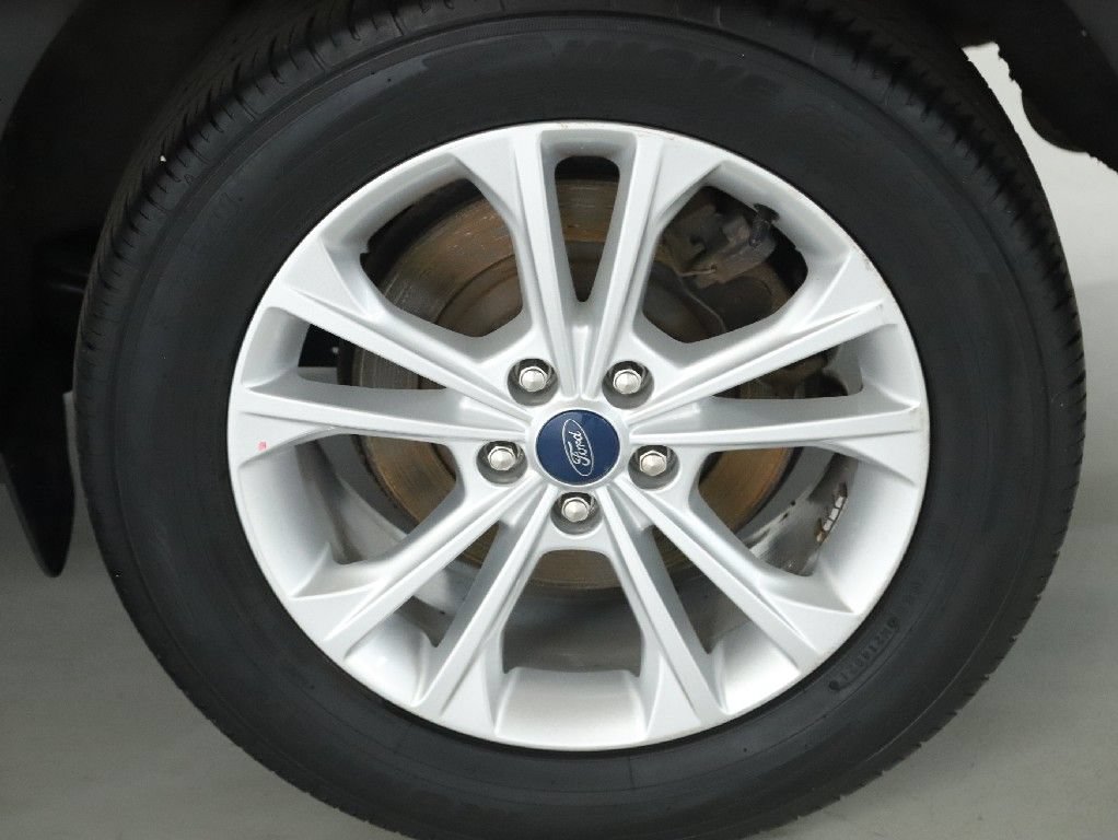 Used 2019 Ford Escape SE FWD image 38