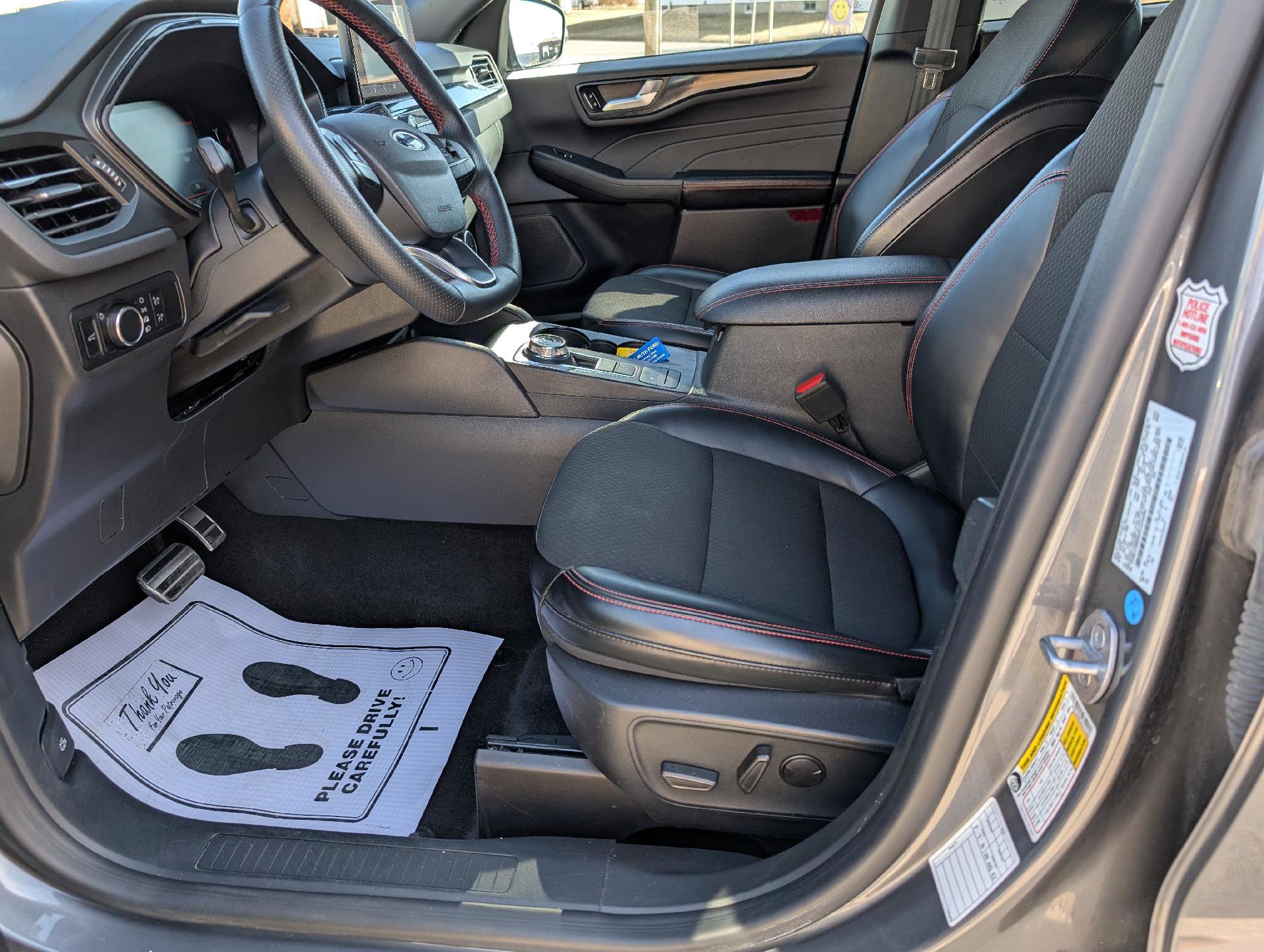 Used 2024 Ford Escape ST-Line image 10