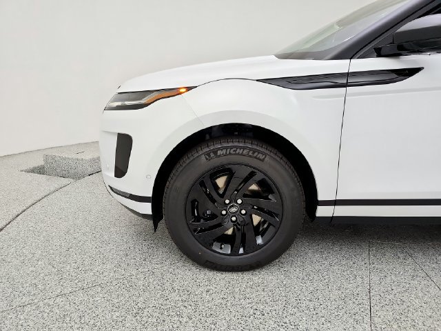 New 2026 Land Rover Range Rover Evoque S AWD/4WD image 33