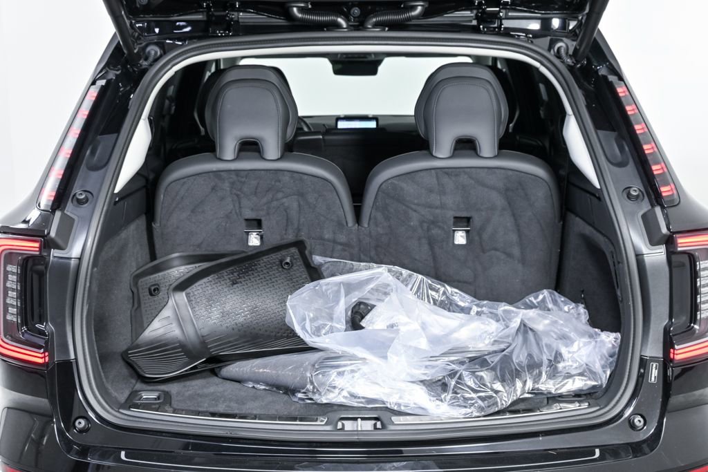 Used 2025 Volvo EX90 Plus AWD/4WD image 33
