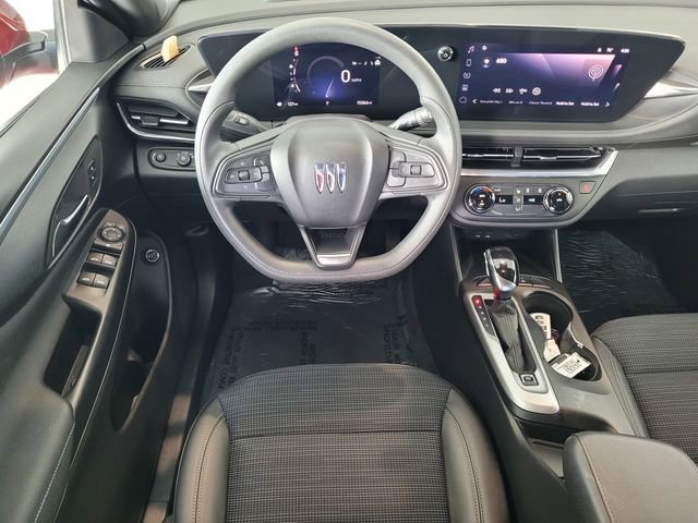 Used 2024 Buick Envista Preferred w/ Convenience II Package image 16