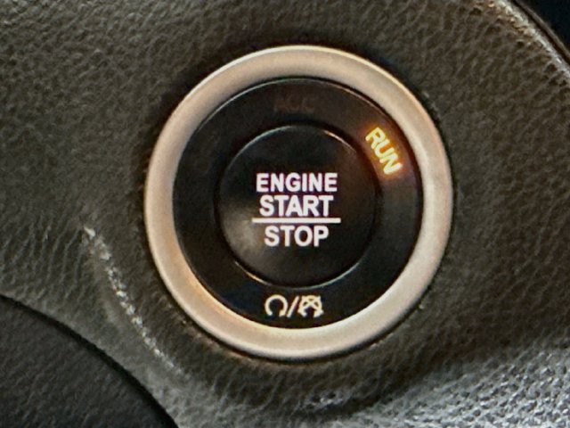 Used 2020 Chrysler 300 S RWD image 20