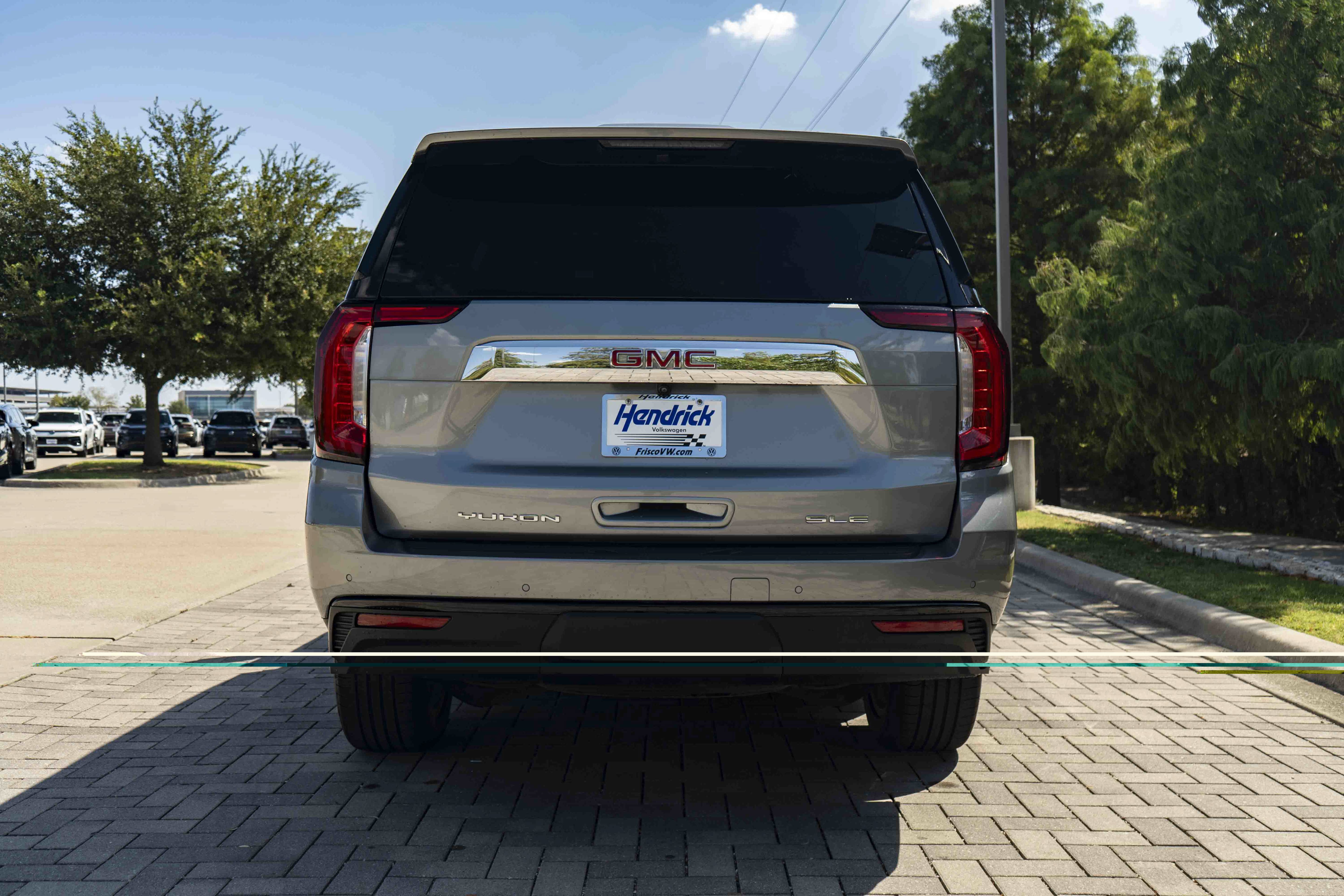 Used 2024 GMC Yukon SLE w/ Gmc Pro Safety Plus Package RWD image 7