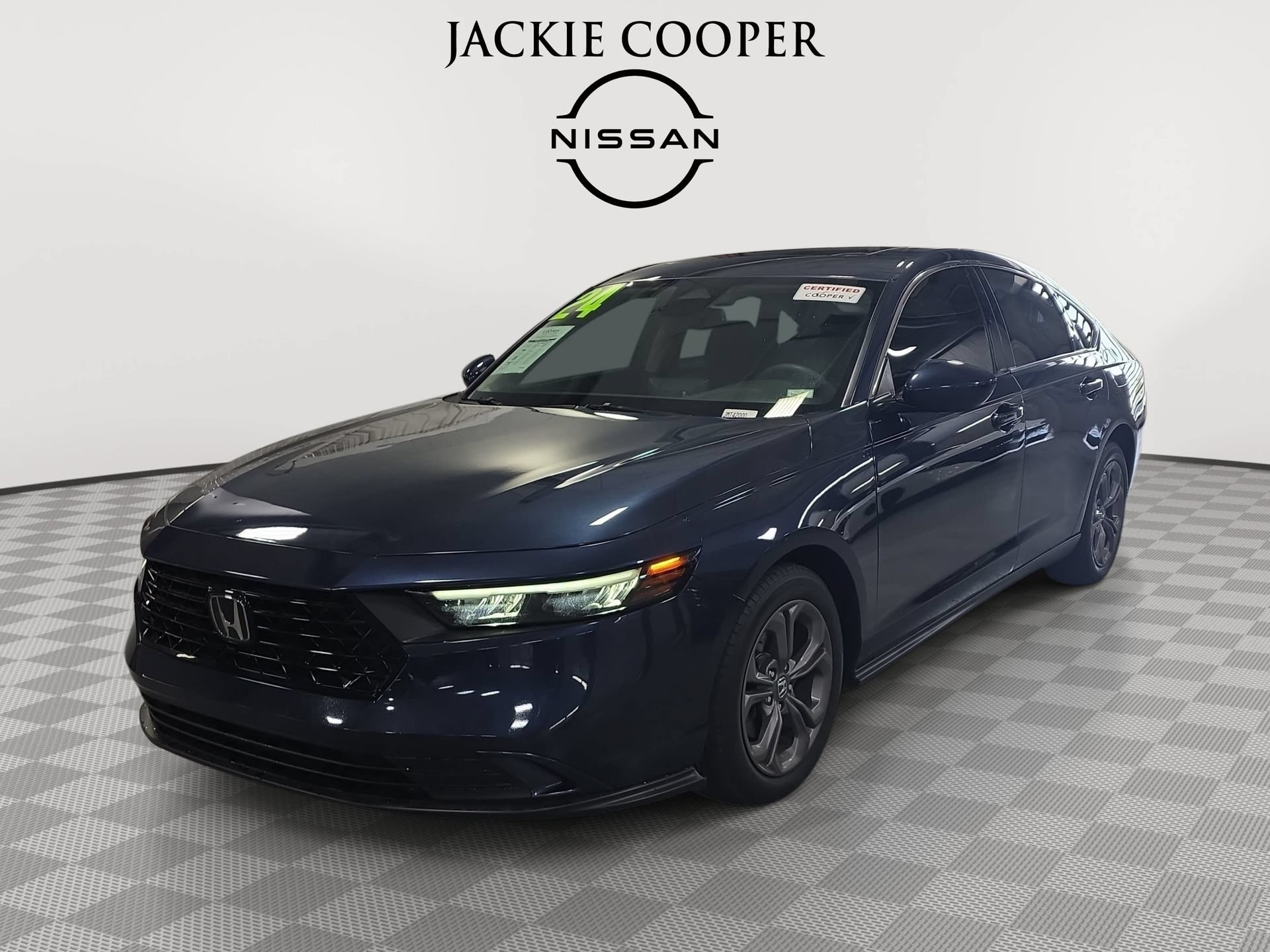 Used 2024 Honda Accord EX image 1