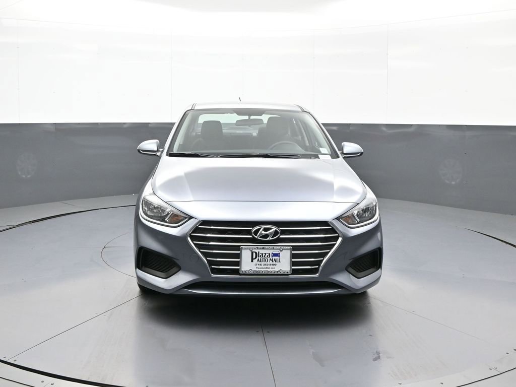 Used 2019 Hyundai Accent SE FWD image 2