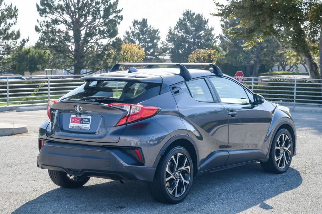 Used 2019 Toyota C-HR XLE FWD image 10
