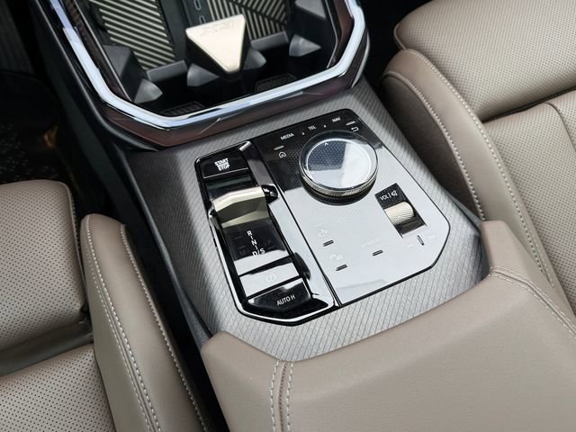 Certified 2025 BMW X3 xDrive30 w/ Convenience Package AWD/4WD image 15