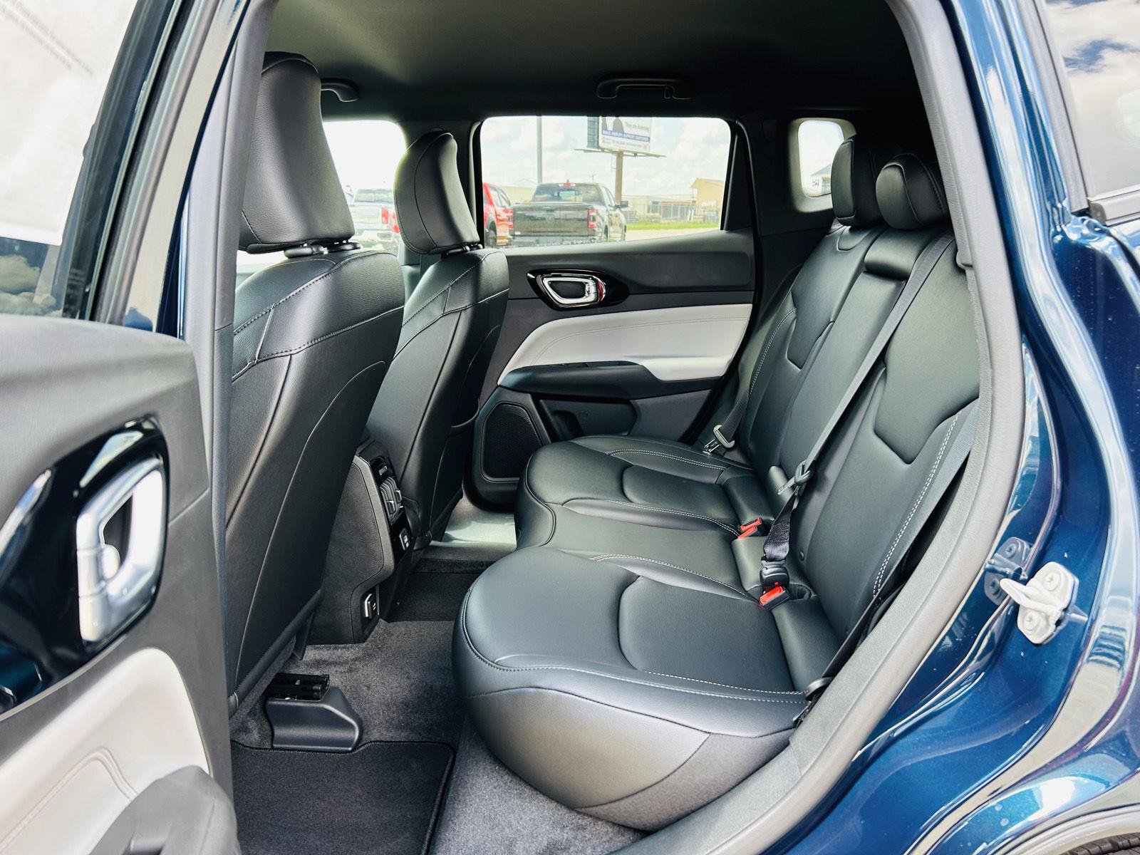 New 2026 Jeep Compass Limited AWD/4WD image 26