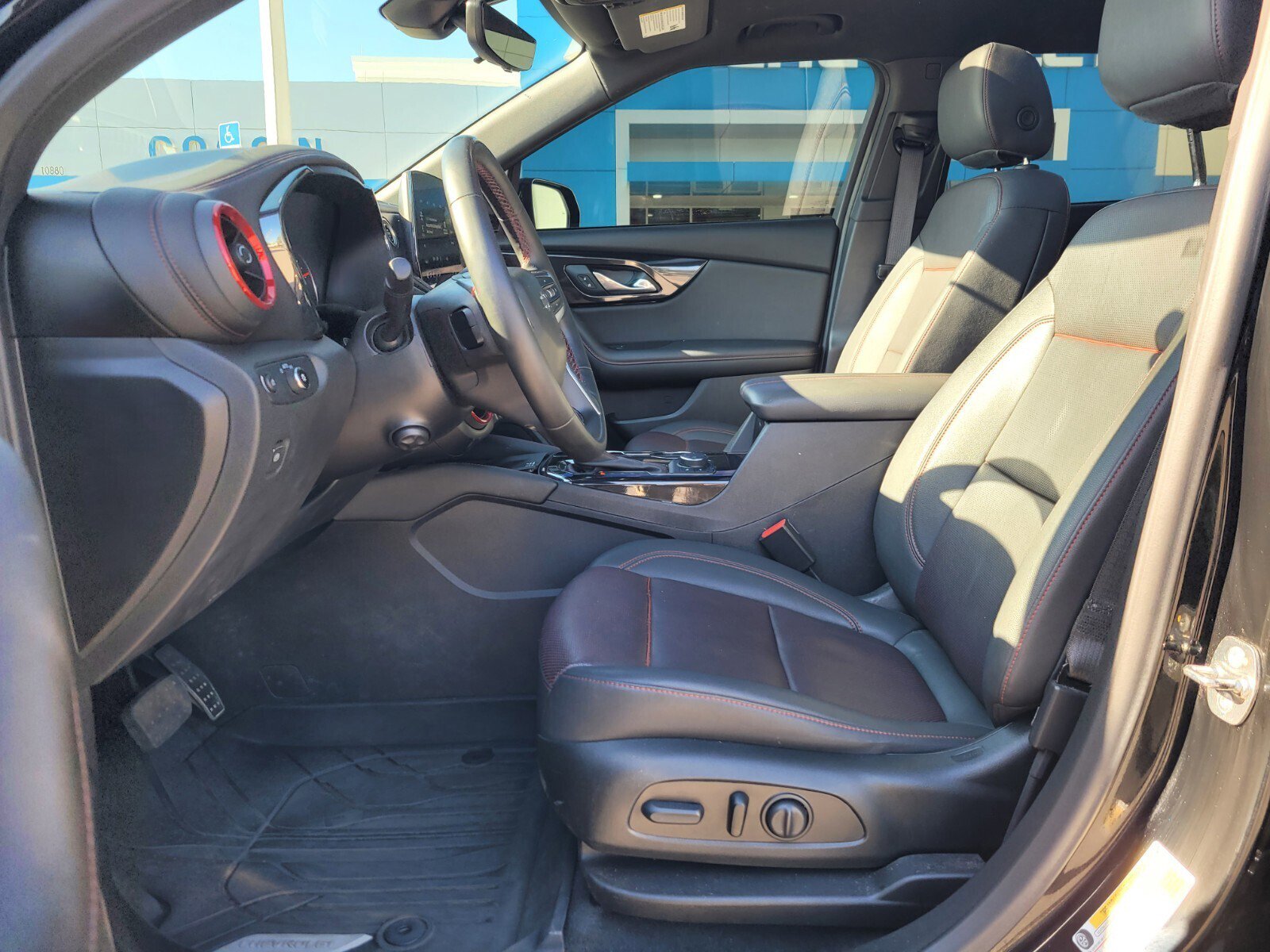 Certified 2023 Chevrolet Blazer RS w/ Driver Confidence II Package image 21