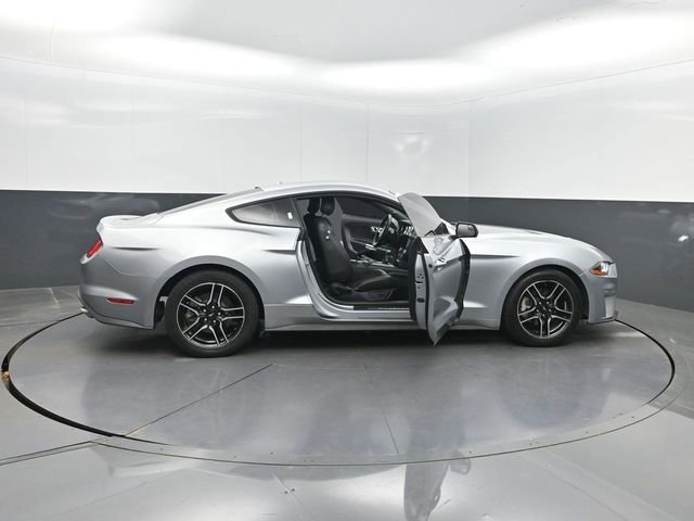 Used 2020 Ford Mustang Premium RWD image 33