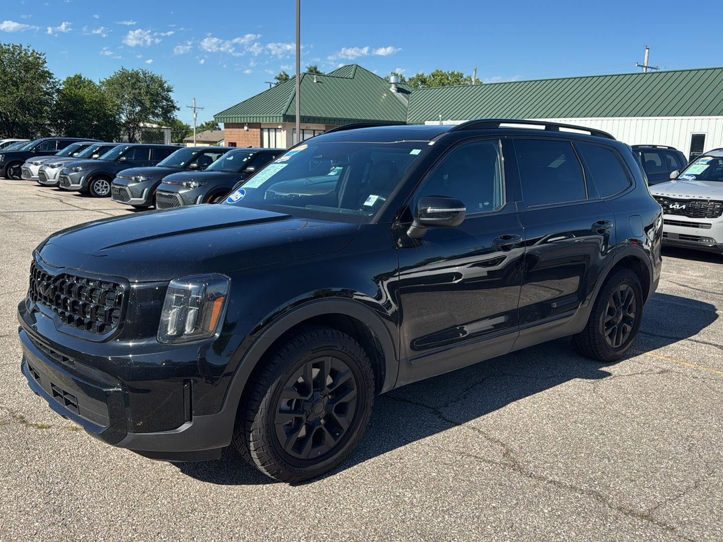 Used 2025 Kia Telluride AWD image 5