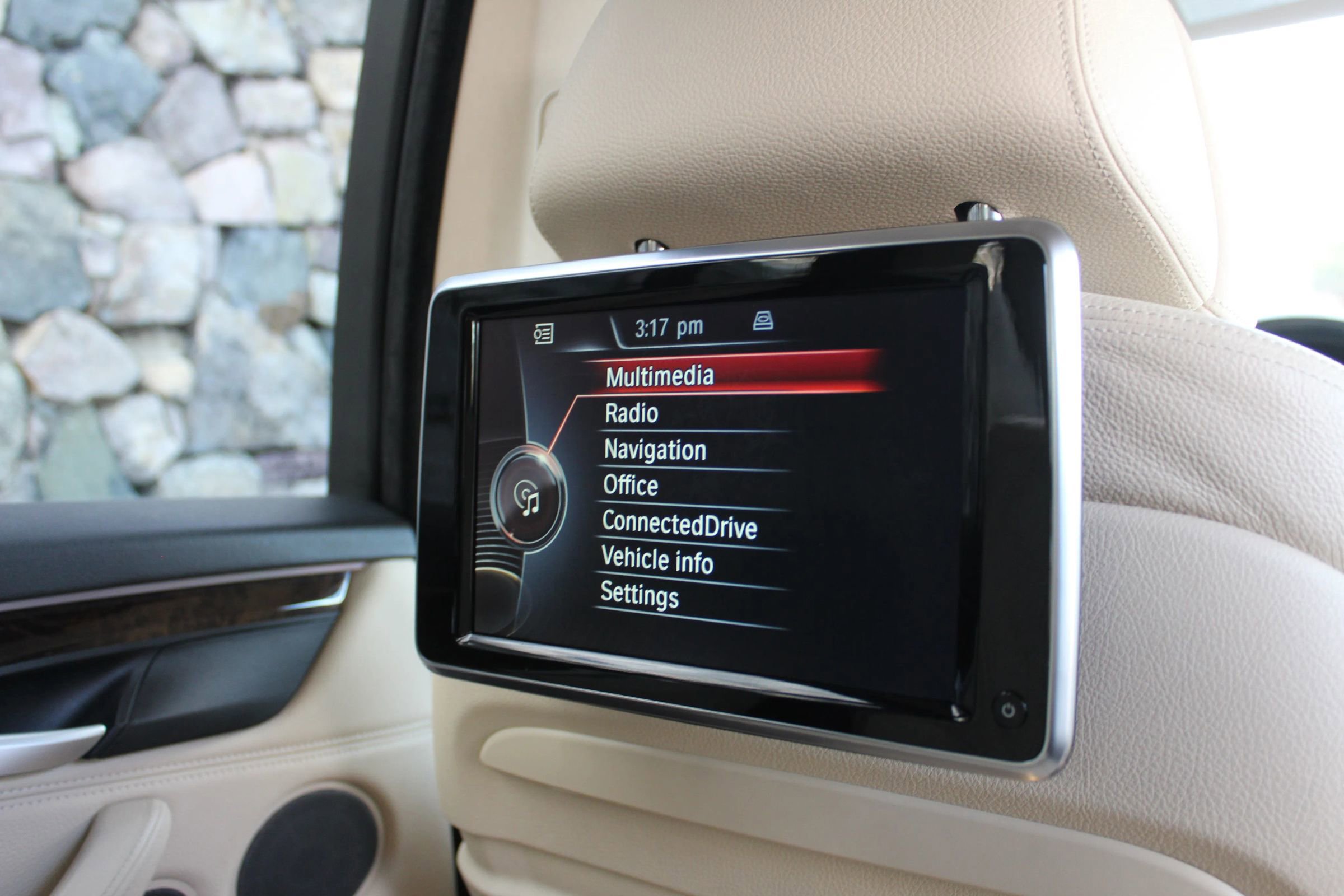 Used 2016 BMW X5 xDrive50i image 23