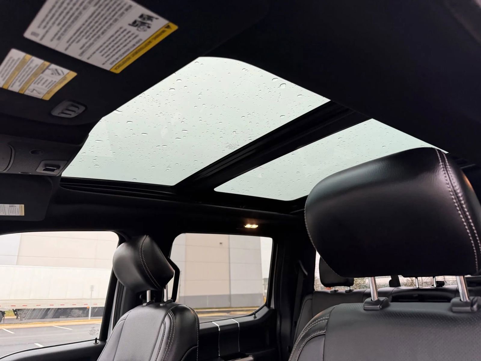 Used 2018 Ford F150 Lariat w/ Equipment Group 502A Luxury image 18