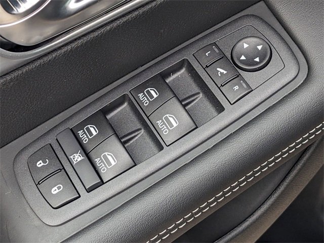 New 2026 Chrysler Pacifica Limited image 20