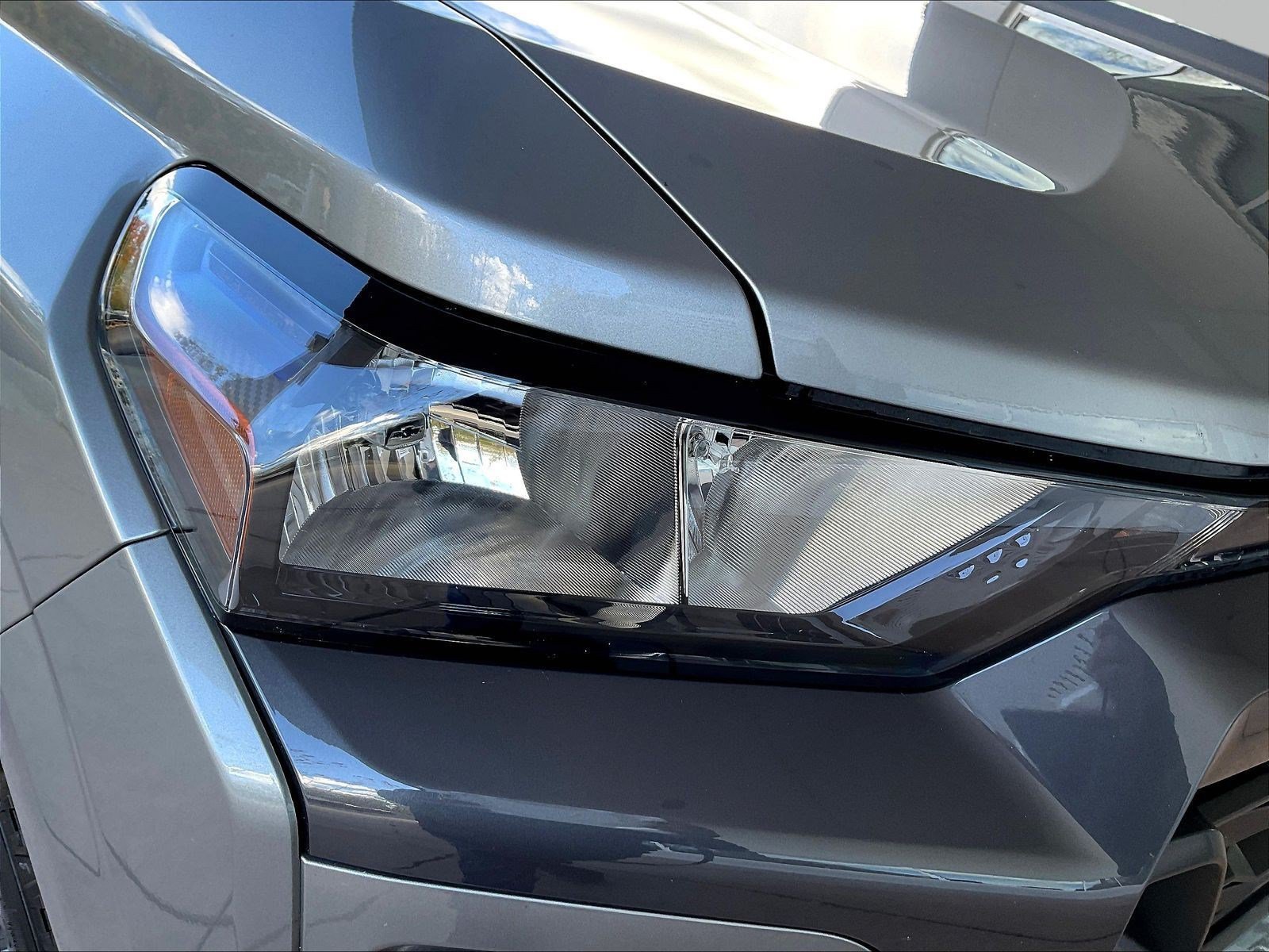 Used 2024 Chevrolet Colorado LT w/ LT Convenience Package RWD image 30