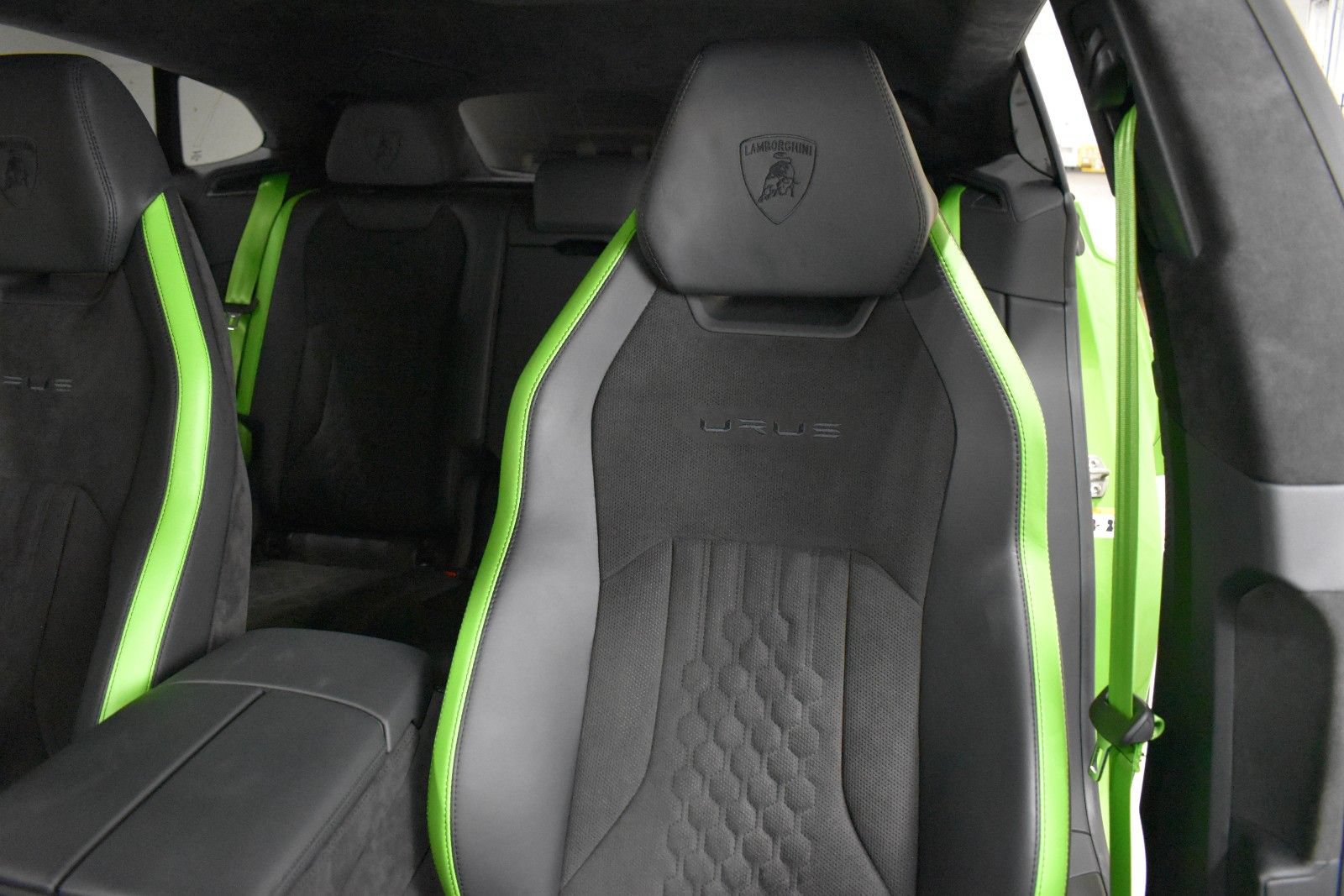 Used 2024 Lamborghini Urus S AWD/4WD image 22
