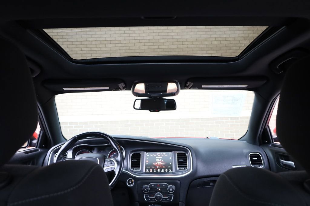 Used 2016 Dodge Charger SXT w/ Navigation & Travel Group image 17